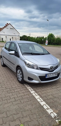 Toyota Yaris cena 27500 przebieg: 121200, rok produkcji 2012 z Legnica małe 56